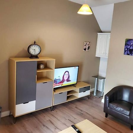 Apt. 2 - Town Centre Apartment Bagenalstown Zewnętrze zdjęcie
