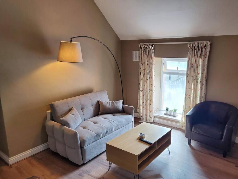 Apt. 2 - Town Centre Apartment Bagenalstown Zewnętrze zdjęcie