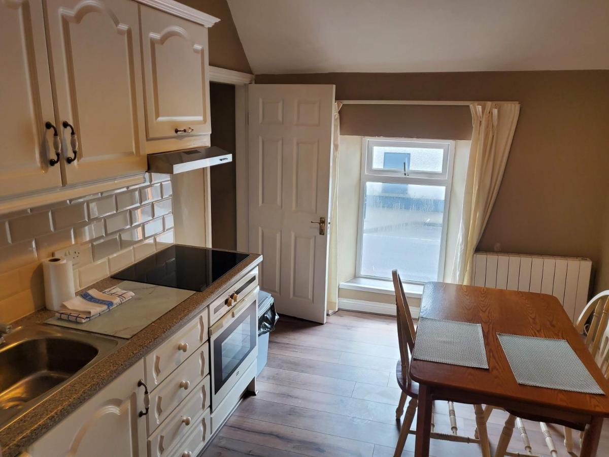 Apt. 2 - Town Centre Apartment Bagenalstown Zewnętrze zdjęcie